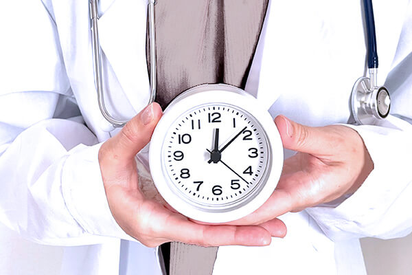 昼休みなく診療いたします