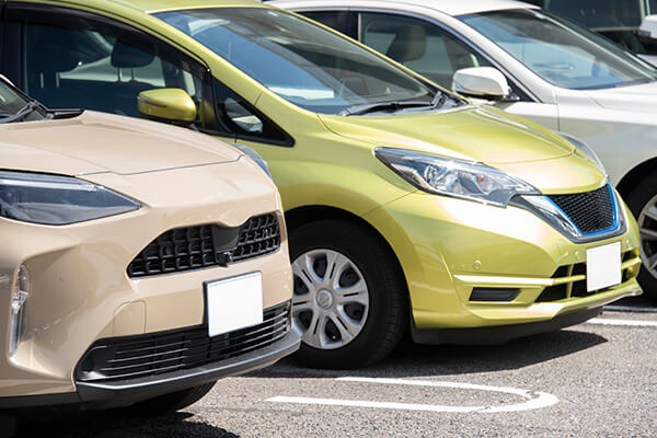 辻堂駅南口から徒歩10分、駐車場あり